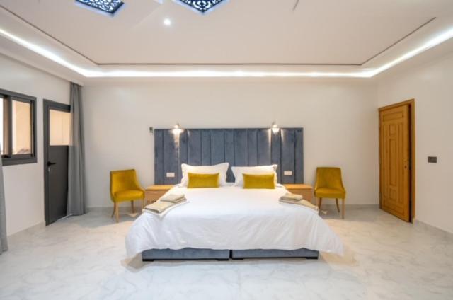 Riad Gold Азру Екстериор снимка