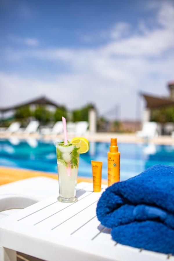 Riad Gold Азру Екстериор снимка
