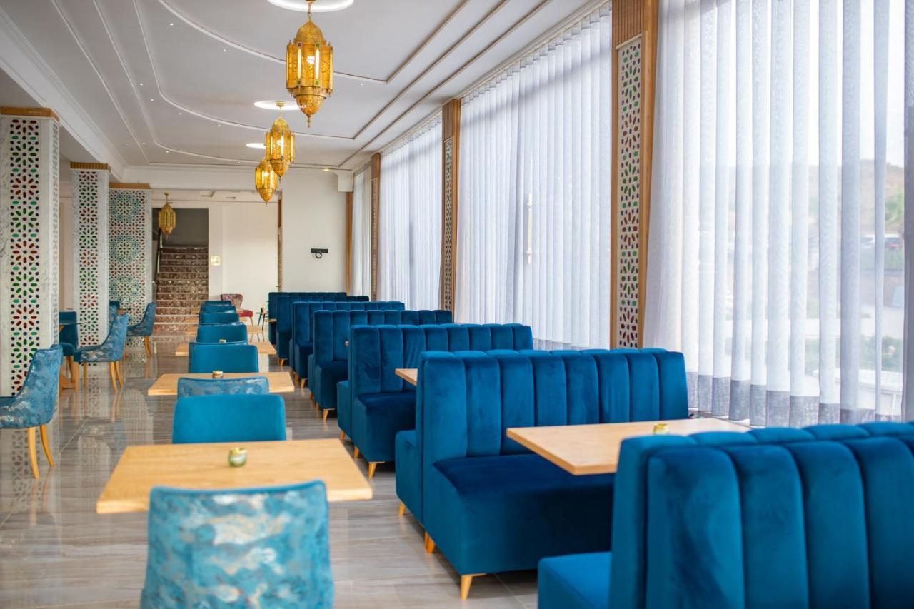Riad Gold Азру Екстериор снимка